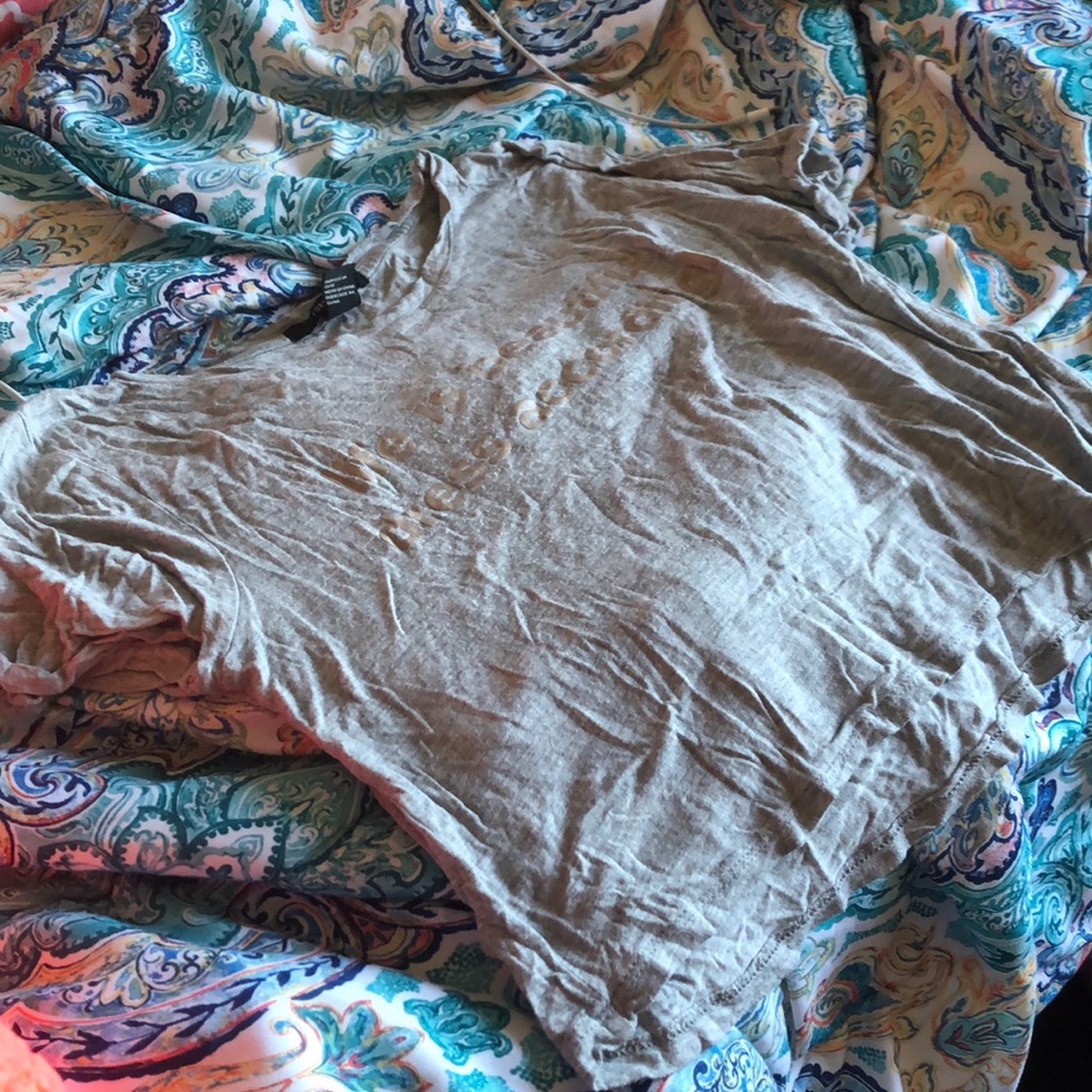 Crop top - Picture 2 of 3